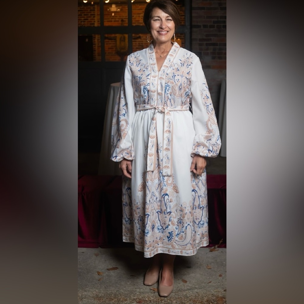 Elegant White and Blue Patterned Dress size 10